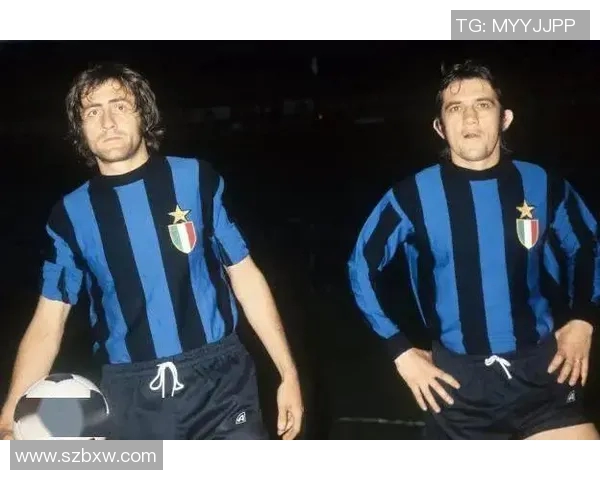 足球明星背后的故事与成长历程揭秘探索他们的身世与奋斗之路