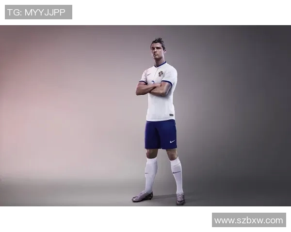 足球明星风采尽显酷炫帅气魅力引领全球球迷热潮